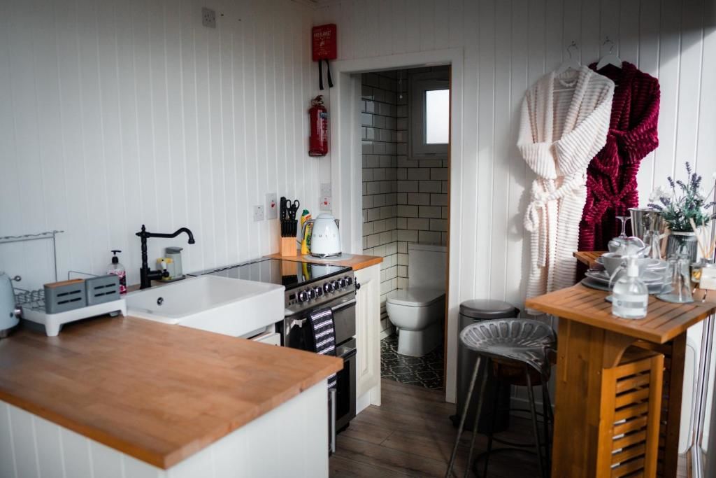 Кемпинги Killaloe luxury pods Annacarriga