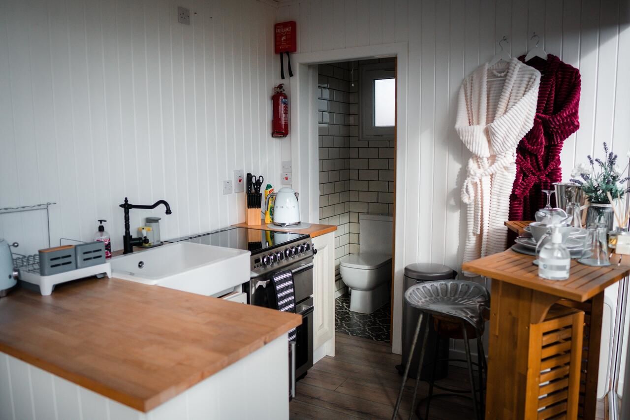 Кемпинги Killaloe luxury pods Annacarriga